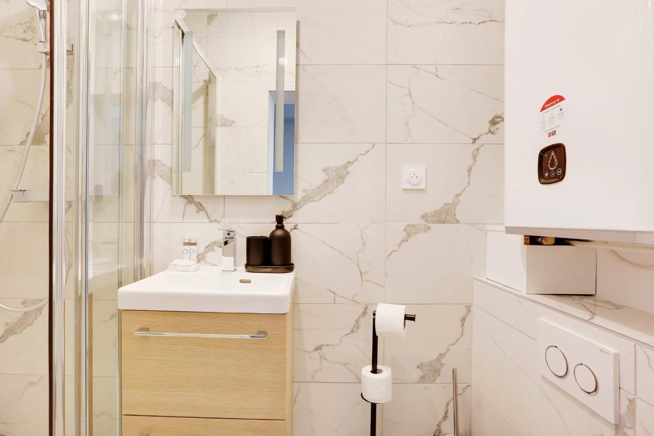 Homy Apartment 4P1Br Paris Bagian luar foto